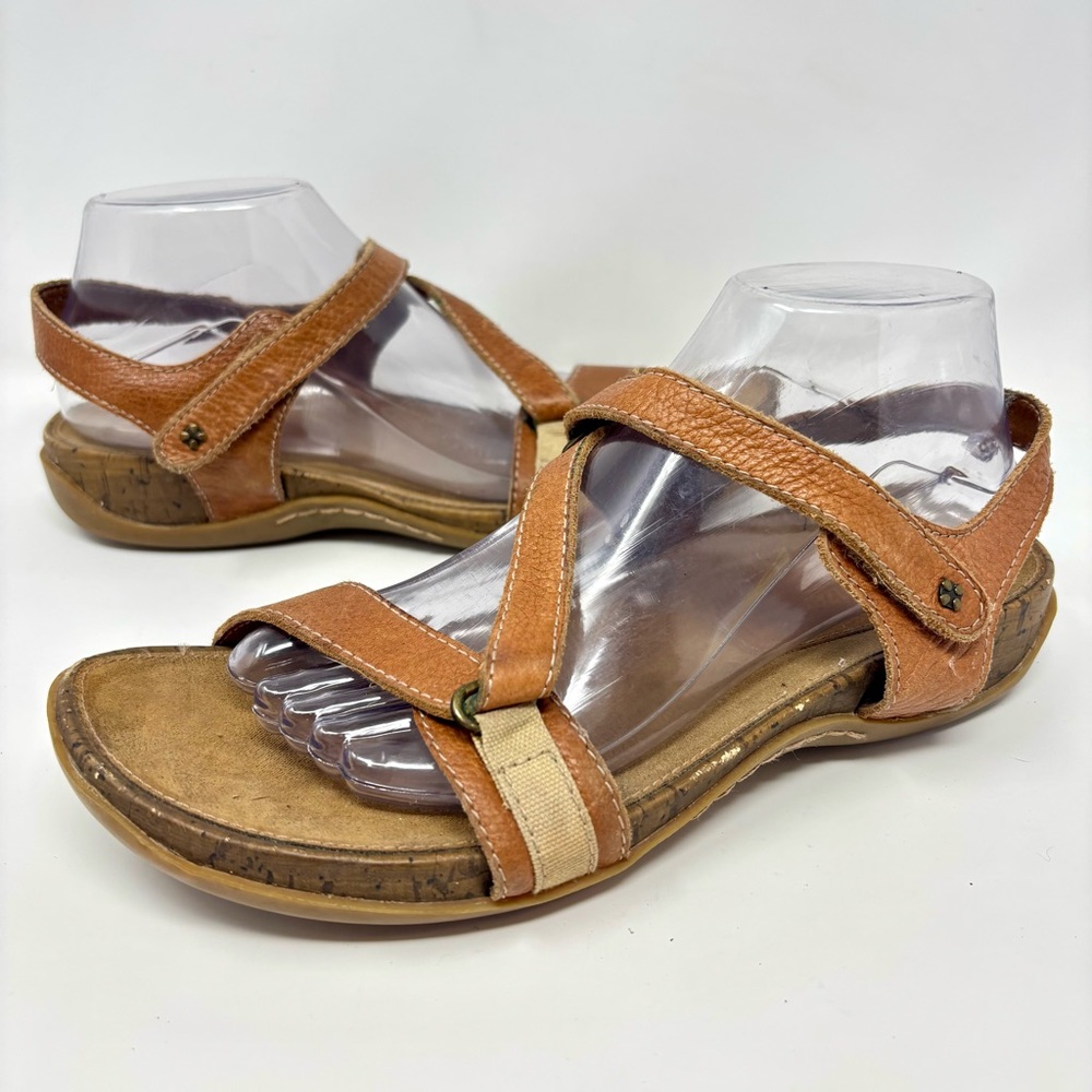 Naturalizer Montecristo Brown Leather Open Toe Strappy Sandal 1” Wedge Size 10